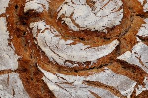 Bauernbrot mit Dinkel